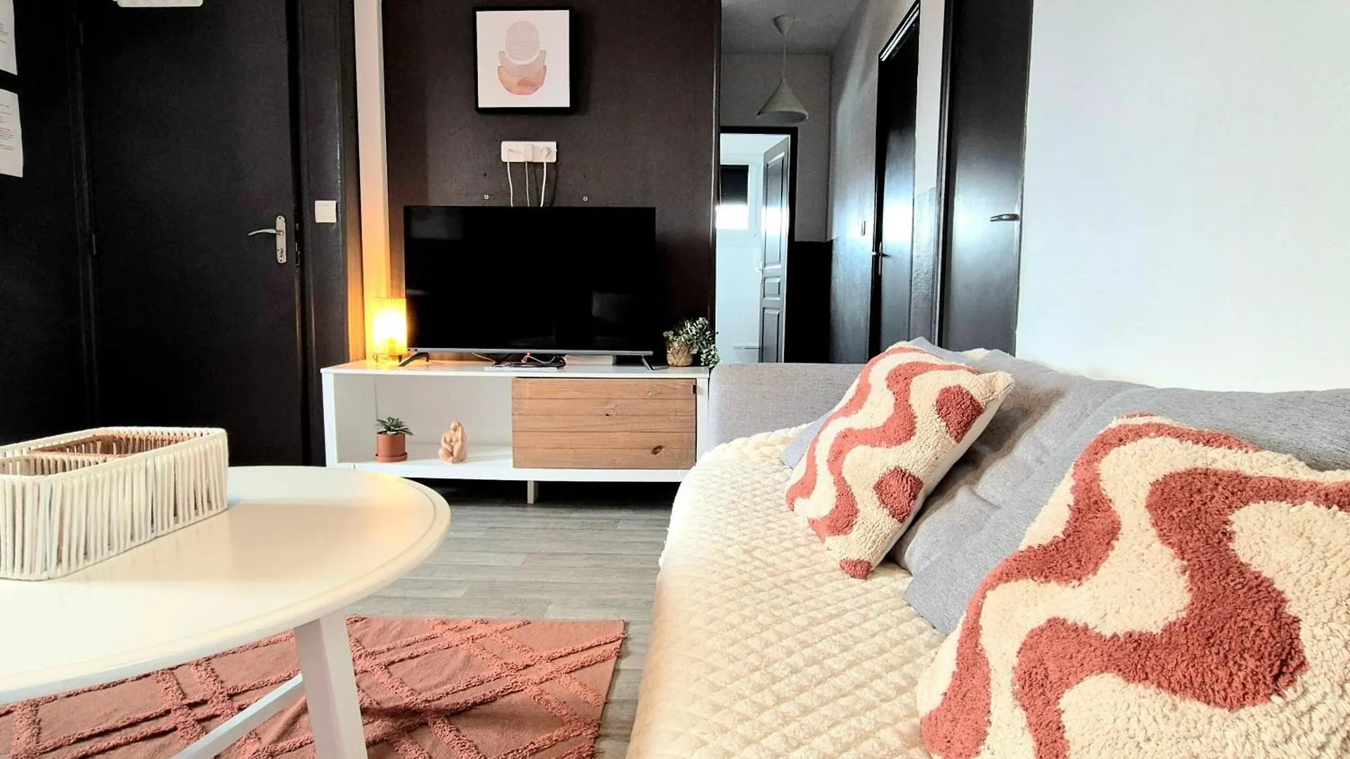 Appartement Cosy Chic Au Coeur De Lourdes-Wifi-Parking France